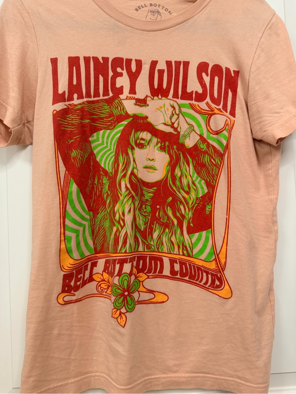 Lainey Wilson Peach Graphic Tee